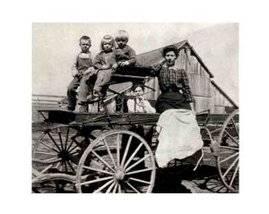 Ida Jessen Holm with her children on a buckboard, circa 1910, on the family’s farm on Stanley Blvd., Livermore.